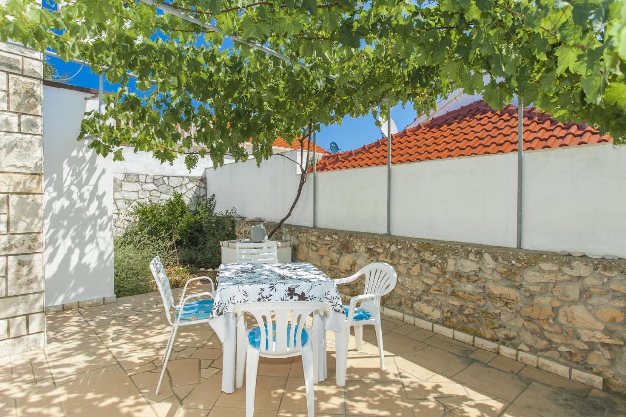 Holiday Home Neda Vela Luka Luaran gambar