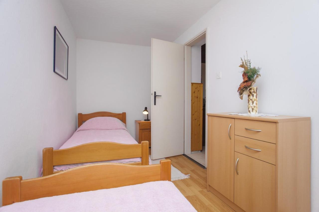 Holiday Home Neda Vela Luka Luaran gambar